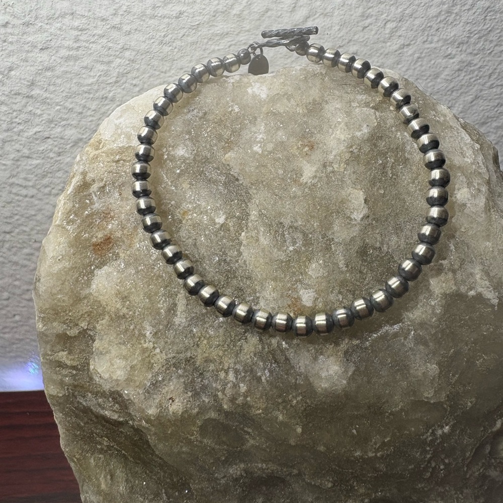 Navajo Pearls Bracelet